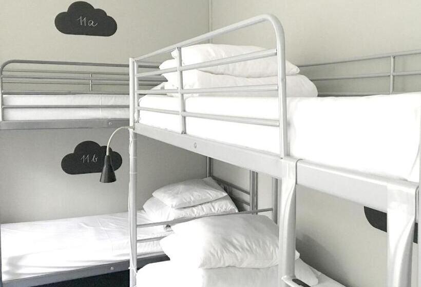 Кровать в Общей Комнате, Cloud Hostel