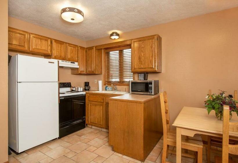 Номер Deluxe, Flat Creek Inn