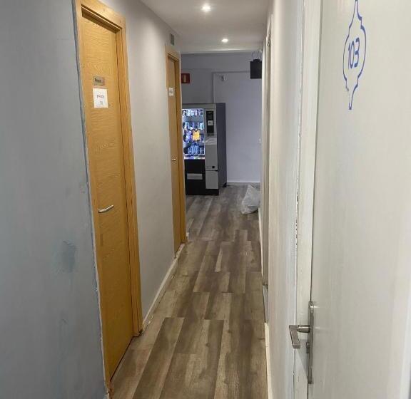 Номер Стандарт Индивидуальный, Hostal The Monkey Room