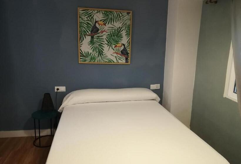 Номер Стандарт Внутренний, Hostal The Monkey Room