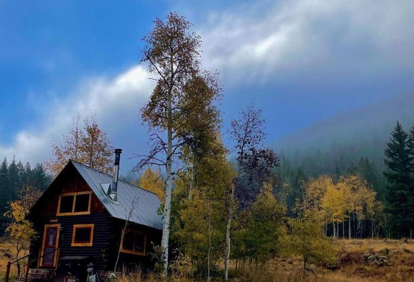 침실 2개 주택, Pioneer Guest Cabins