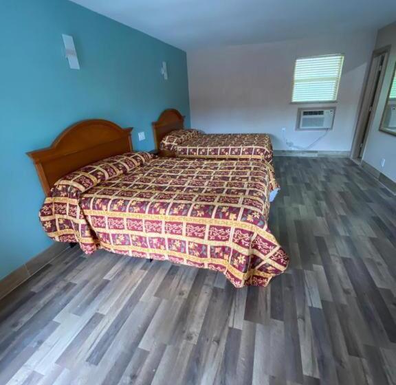 标准间, Red Carpet Inn Daytona Beach