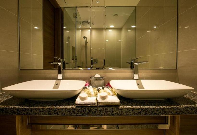 جناح, The Strings Hotel Nagoya