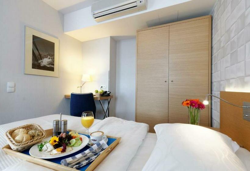 إستوديو ديلوكس, Marina Club Old Town View
