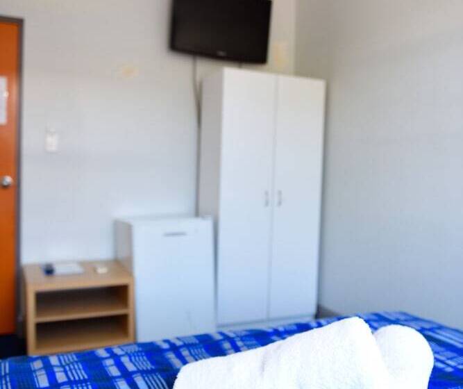 스탠다드 룸 공동 욕실, The Emperors Crown Hostel