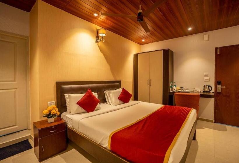 Стандартный Номер Кровать Кинг, Seasons Suites   Koramangala