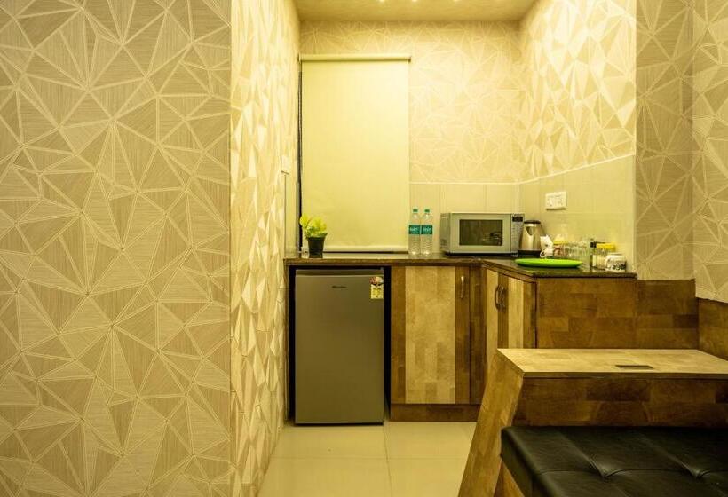 Дом 1 Спальня, Seasons Suites   Koramangala