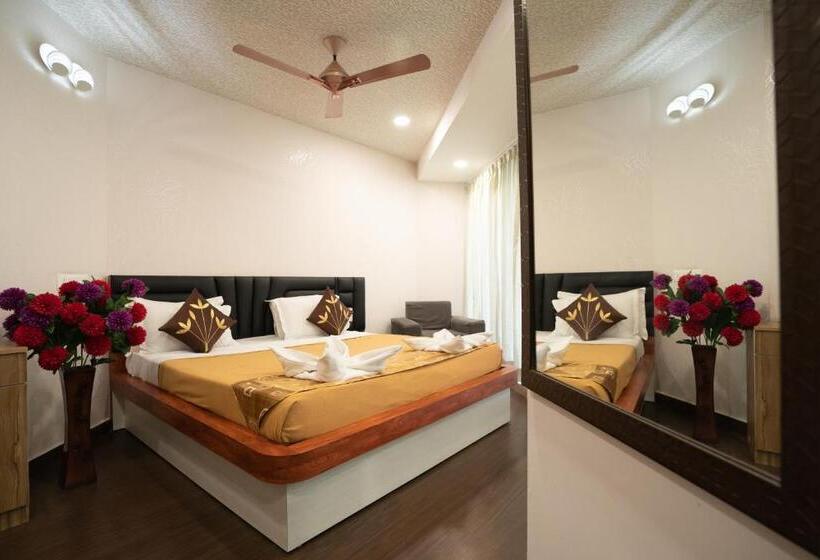 Студия Стандарт, Seasons Suites   Koramangala