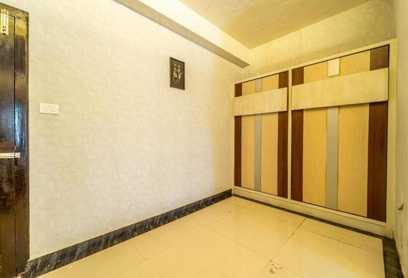 Апартаменты 2 Спальни, Seasons Suites   Koramangala