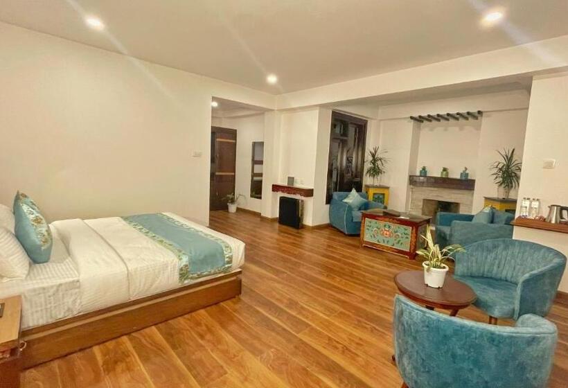带大床的高级房间, Voyage Glenz Resort