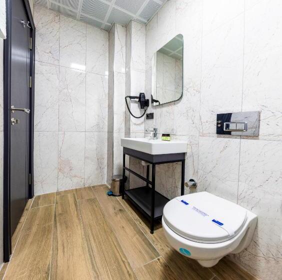 Трехместный Номер Deluxe, Lenora Airport Hotel & İstanbul Airport