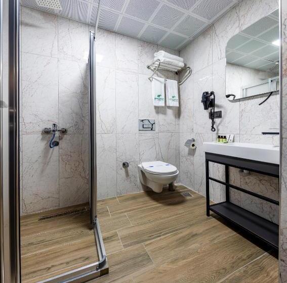 Четырехместный Номер Deluxe, Lenora Airport Hotel & İstanbul Airport