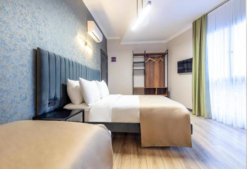 Четырехместный Номер Deluxe, Lenora Airport Hotel & İstanbul Airport