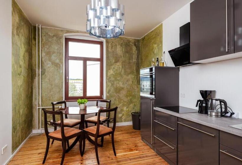 Стандартный Номер Кровать Кинг, Künstlerzimmer Im Kulturhaus Häselburg
