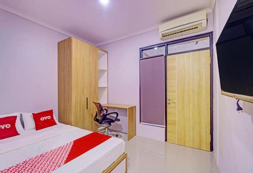 Номер Deluxe, D Twinz House Syariah Redpartner