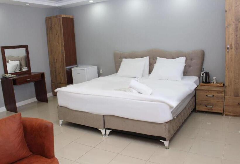 اتاق لوکس با تخت بزرگ, Avist Hotel Avcılar