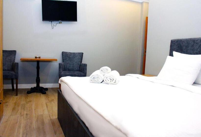 اتاق لوکس سه تخته, Avist Hotel Avcılar