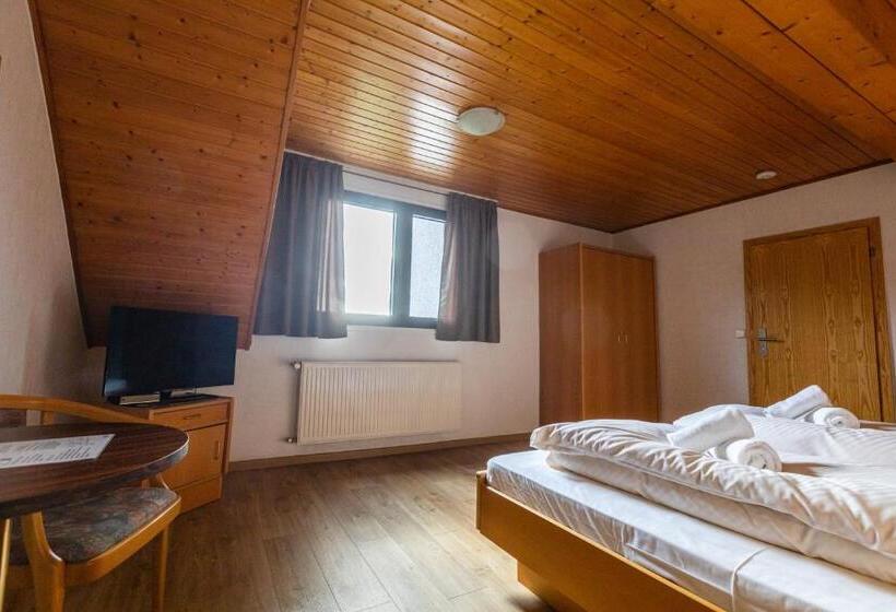Четырехместный Номер Стандарт, Haus Koinonia