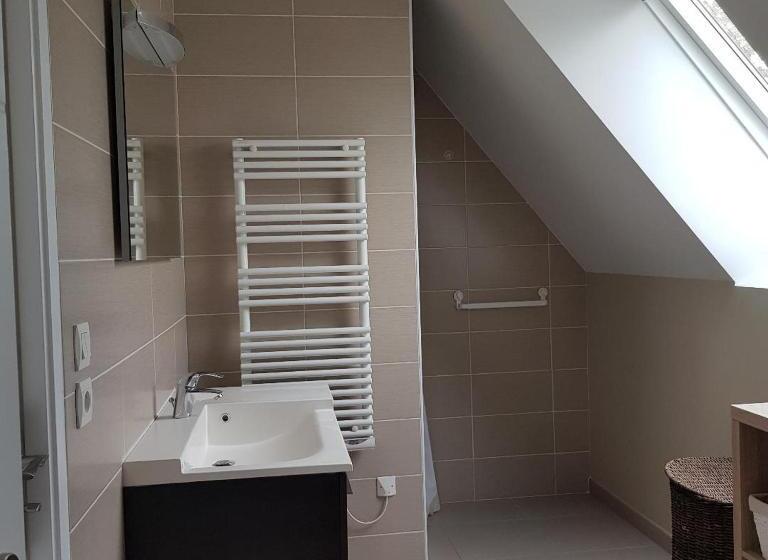 Номер Стандарт, Grande Chambre Entre Caen Et La Mer Chambre Terrasse Jardin Et Piscine
