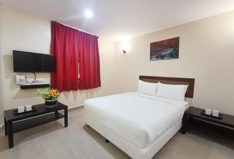 Family Suite, Capital O 90897 Island City