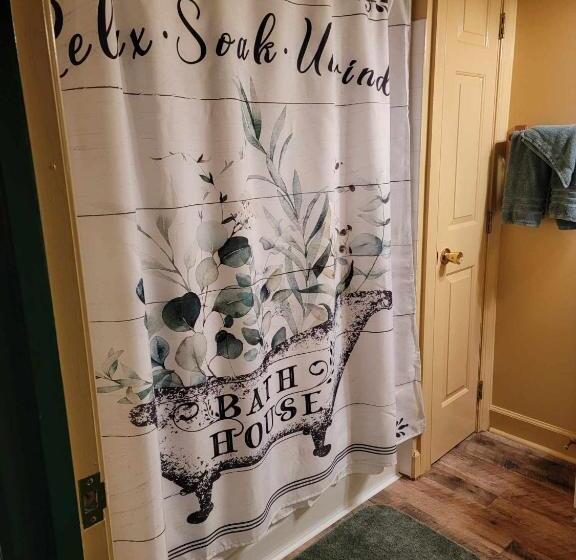 Номер Стандарт, Moonlight Manor Bed And Breakfast