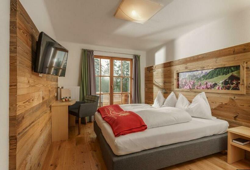 Номер Стандарт, Lärchenhof