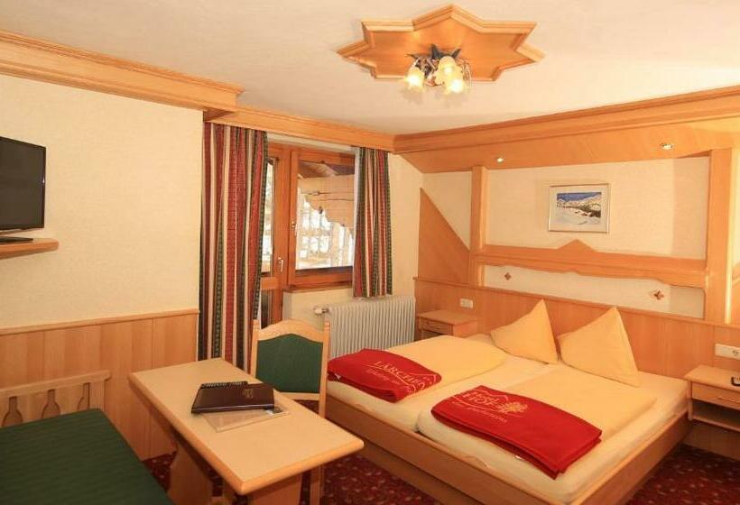 Номер Стандарт, Lärchenhof
