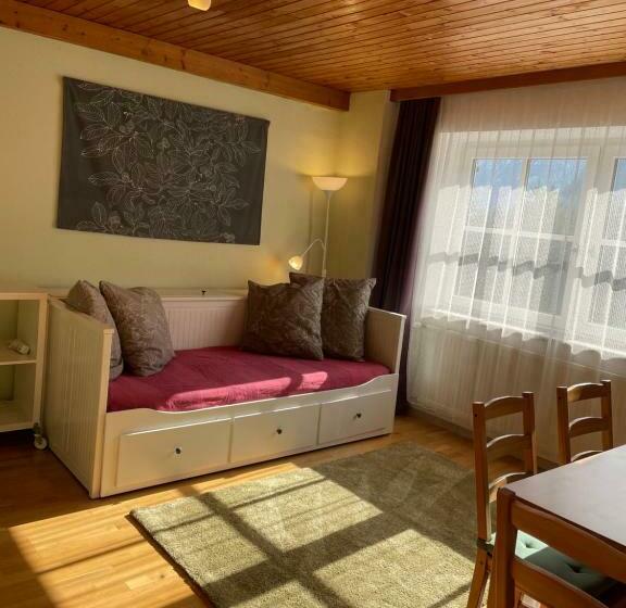 Семейный Номер, Pension 's Waldeck