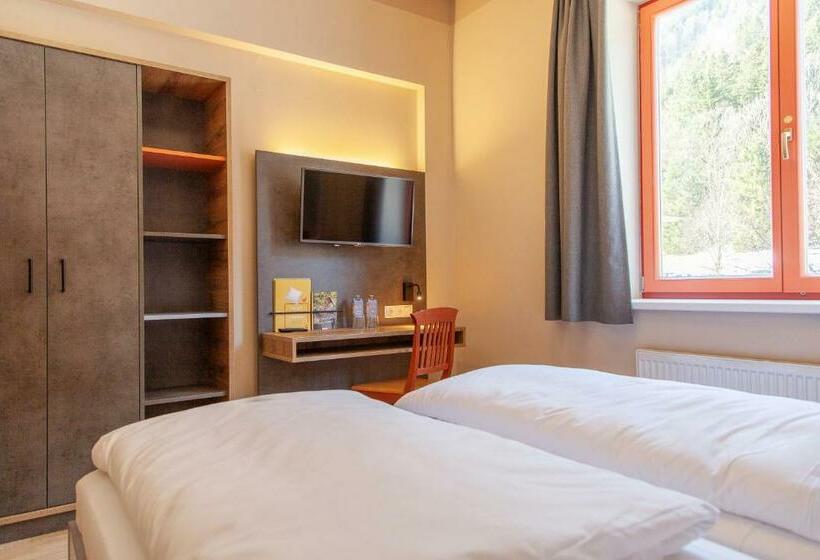 스탠다드 트리플 룸, Jufa Hotel Mariazell
