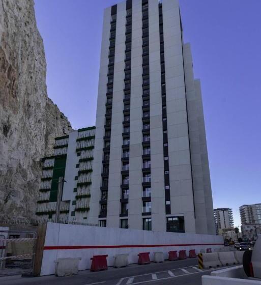 استودیوی استاندارد با چشم‌انداز دریا, 1010 E1 Apart