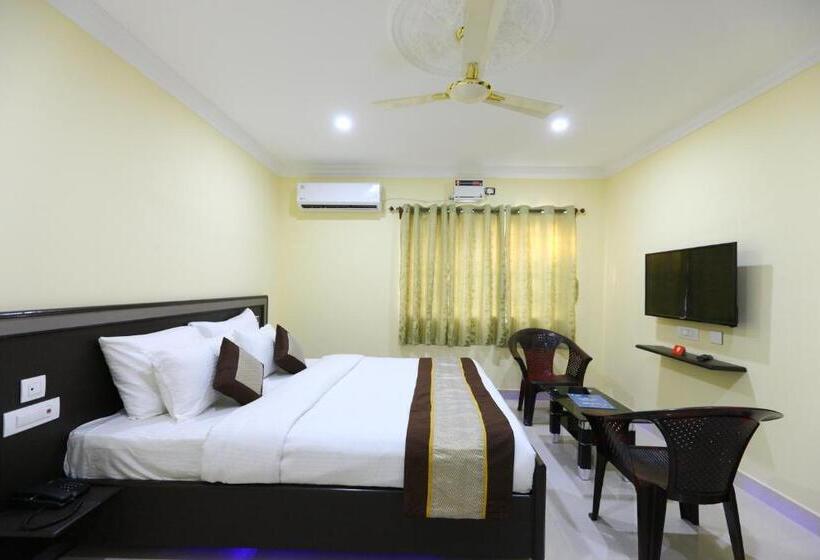 Трехместный Номер Superior, Grand Park   Near Alrport
