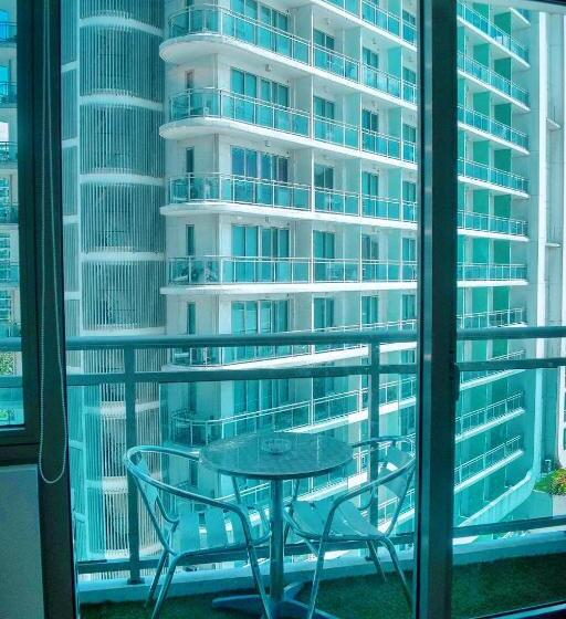 침실 1개 아파트, 1br Condo In Parañaque
