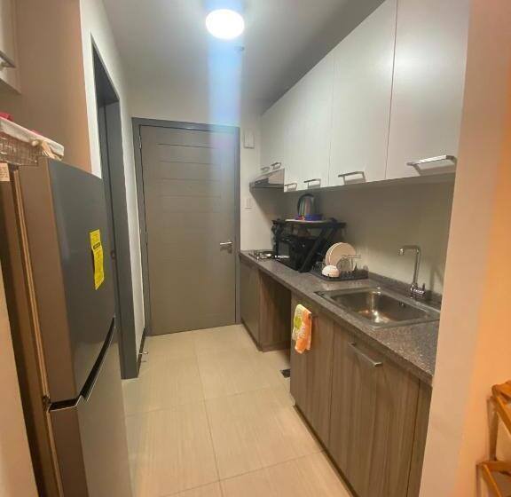スタンダードスタジオ, Cozy Fully Furnished Qc Studio With Skyline View