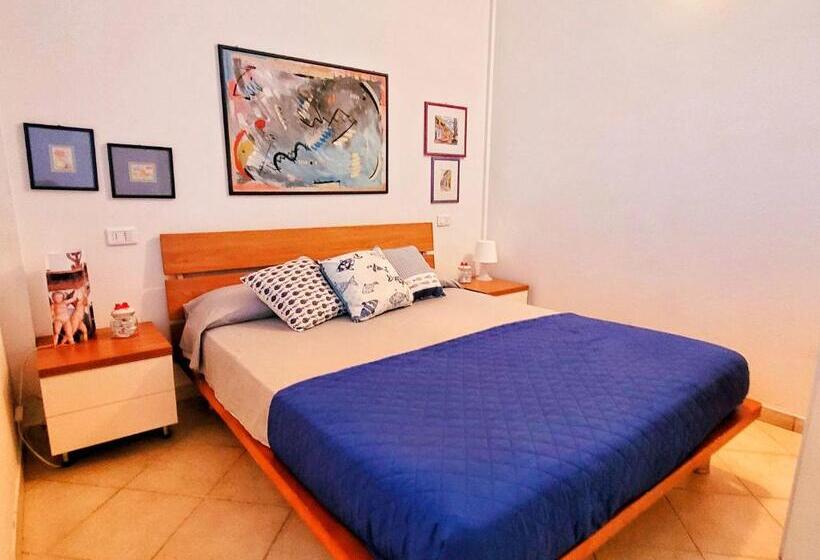اتاق استاندارد با تخت بزرگ, Pineta Azzurra