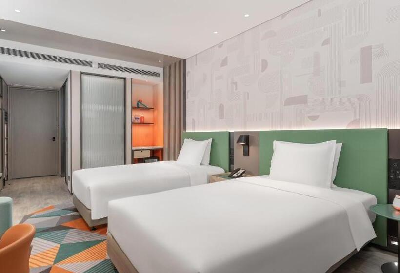 Номер Стандарт, Even Hotel Zhongshan City Center, An Ihg