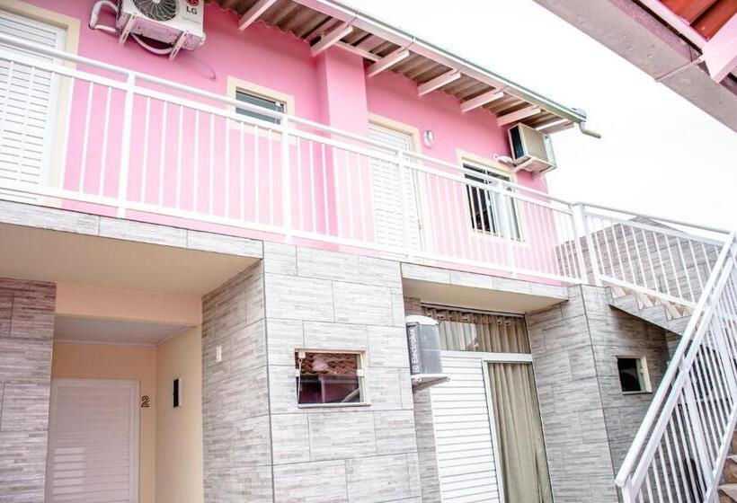 Четырехместный Номер Стандарт с Балконом, Pousada Rosa Dos Ventos