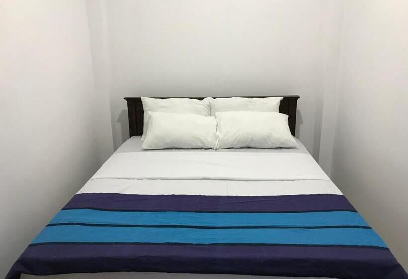 Номер Deluxe, Tikiri Latha Hanthana