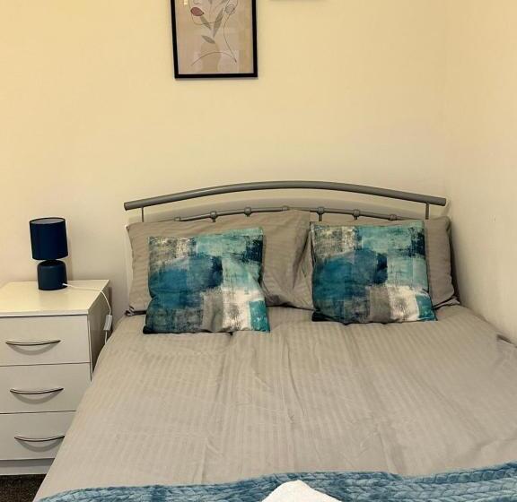 Номер Стандарт, Lovely Town House Room 1