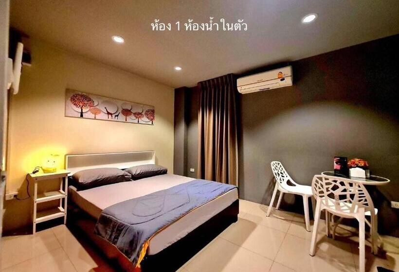 Номер Стандарт, Baan Pheun Hostel บ้านเพื่อน โฮสเทล