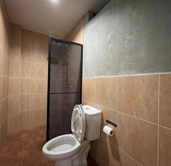 Номер Стандарт, Baan Pheun Hostel บ้านเพื่อน โฮสเทล