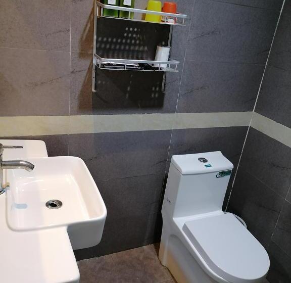 Номер Стандарт с Балконом, Lazzy Inn
