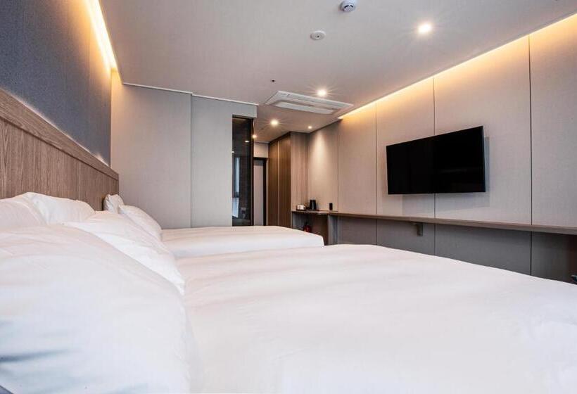 Номер Deluxe, Jeju Bolton