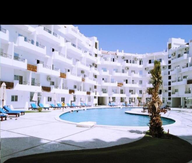Estudio Estándar Vista Piscina, منتجع طيبه فيو