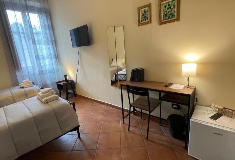 اتاق استاندارد چهار تخته, La Contessa B&b Palazzo Plantulli