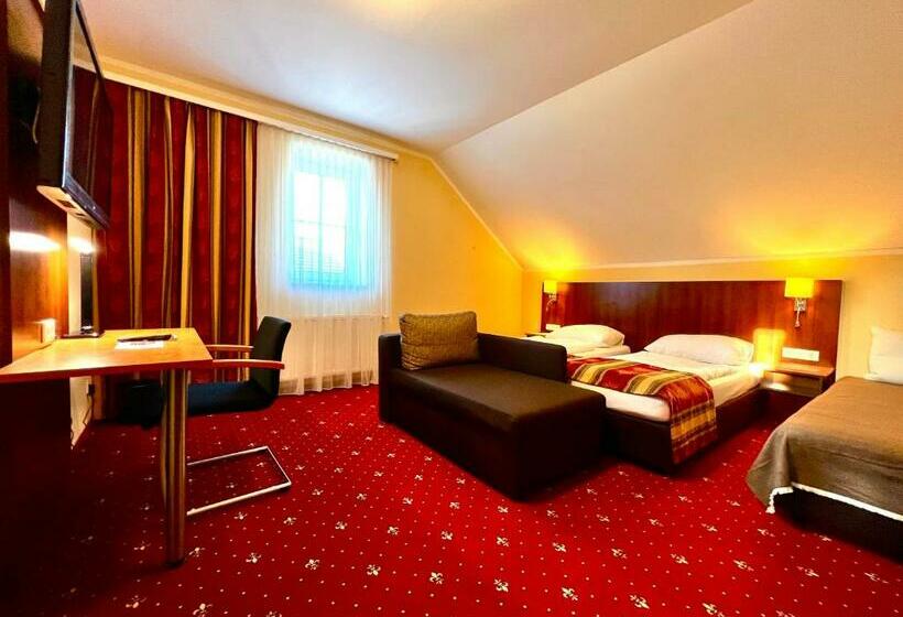 Апартаменты 2 Спальни, Residenz Royal