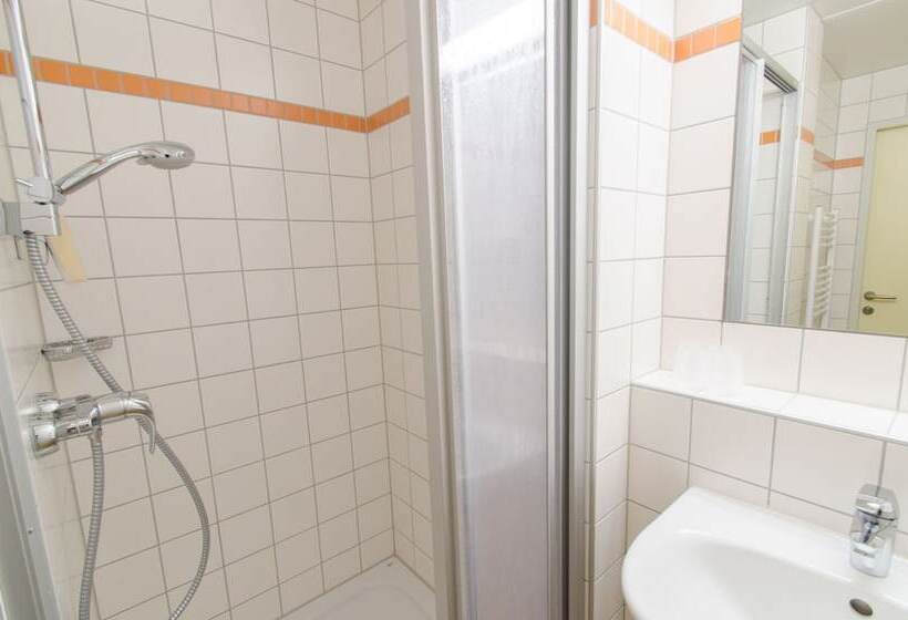 اتاق استاندارد چهار تخته, Jufa Hotel Hochkar