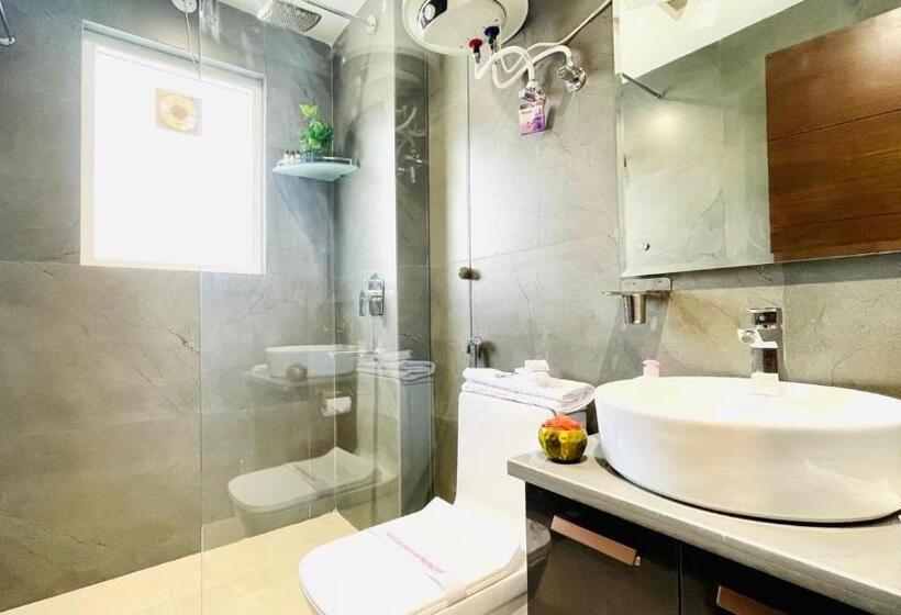 标准工作室, Bluo Studio1 Dlf Cybercity   Balcony, Gym Tt, Lift