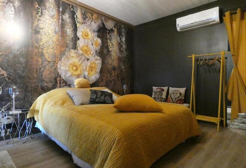 Семейный Номер, élégante Chambre Rétro Chic Avec Lit King Size Proche Commerces Et Autoroute A10   Fr 1 581 112