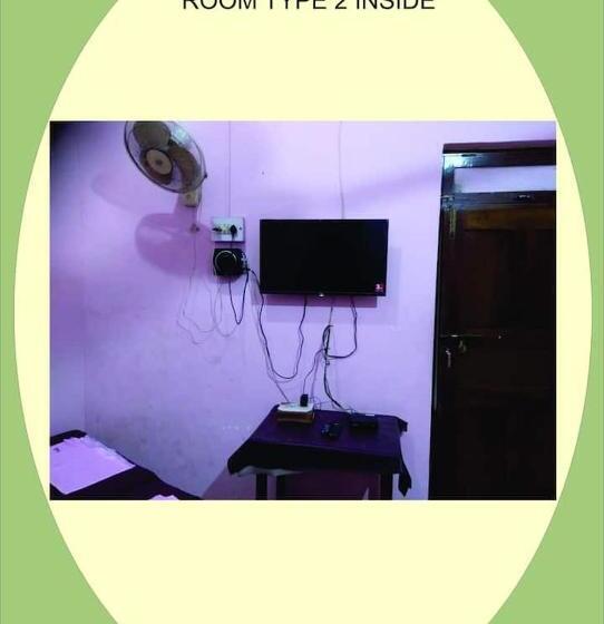 Номер Стандарт Трехместный, Haldankar Guest House