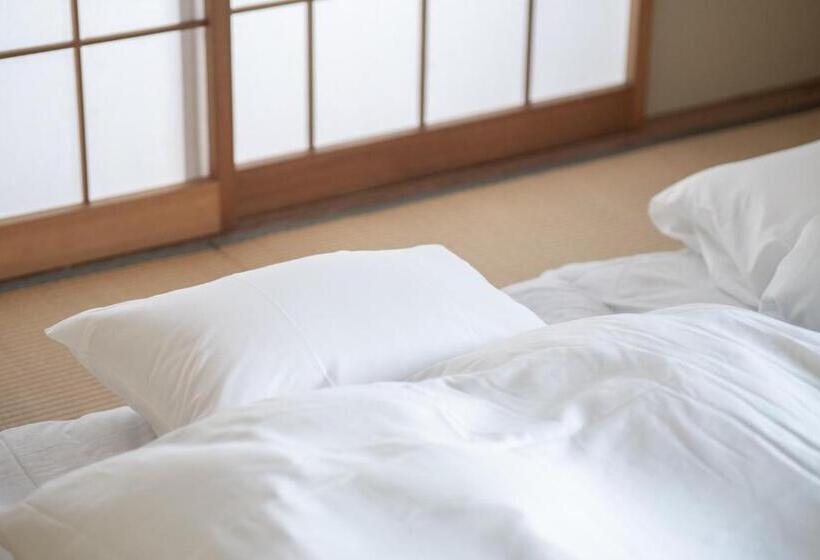 エコノミールーム, Yuzawa House